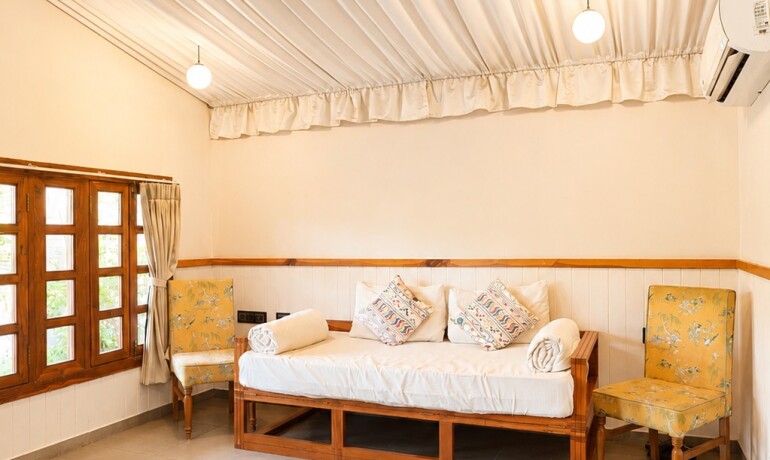 Royal Cottage